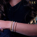 BLinks-18K Gold-Spiral Shape-Diamond Bangle