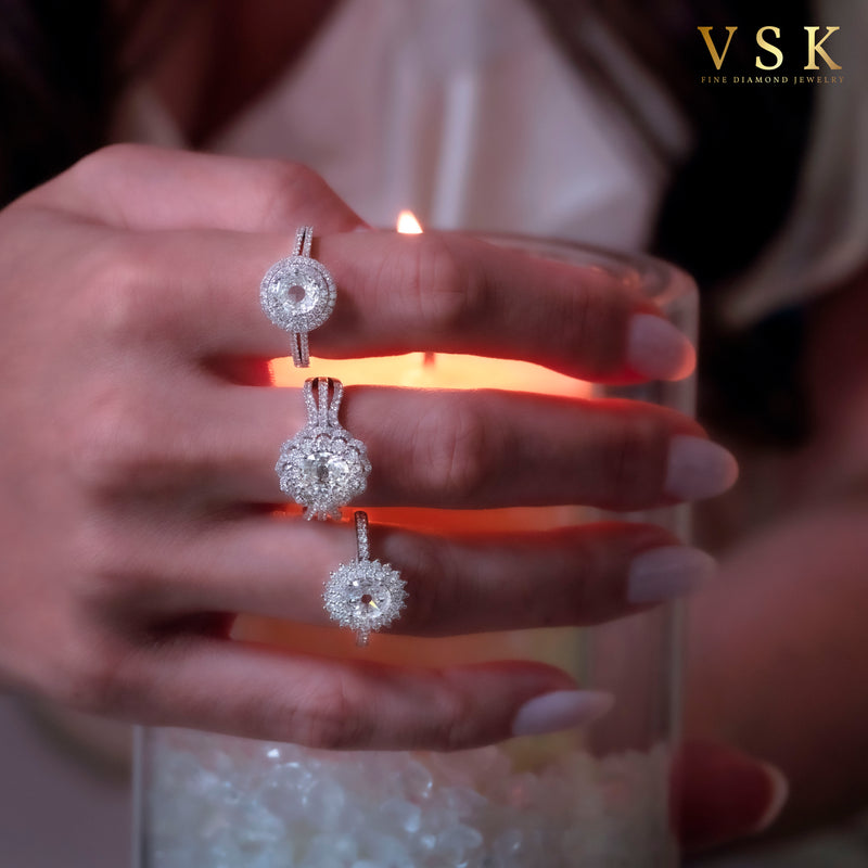 Celestial Radiance | 18K White Gold | Glowing Star Inspire | Diamond Ring | Womens Jewelry